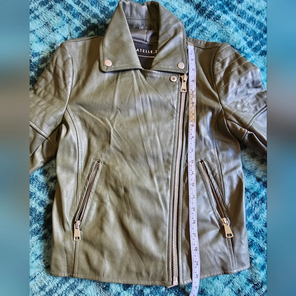 Bagatelle jaket, size XS,‎ olive 🫒 color